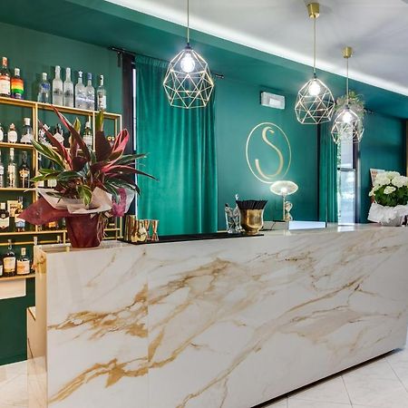 Hotel Sorriso Ріміні Екстер'єр фото