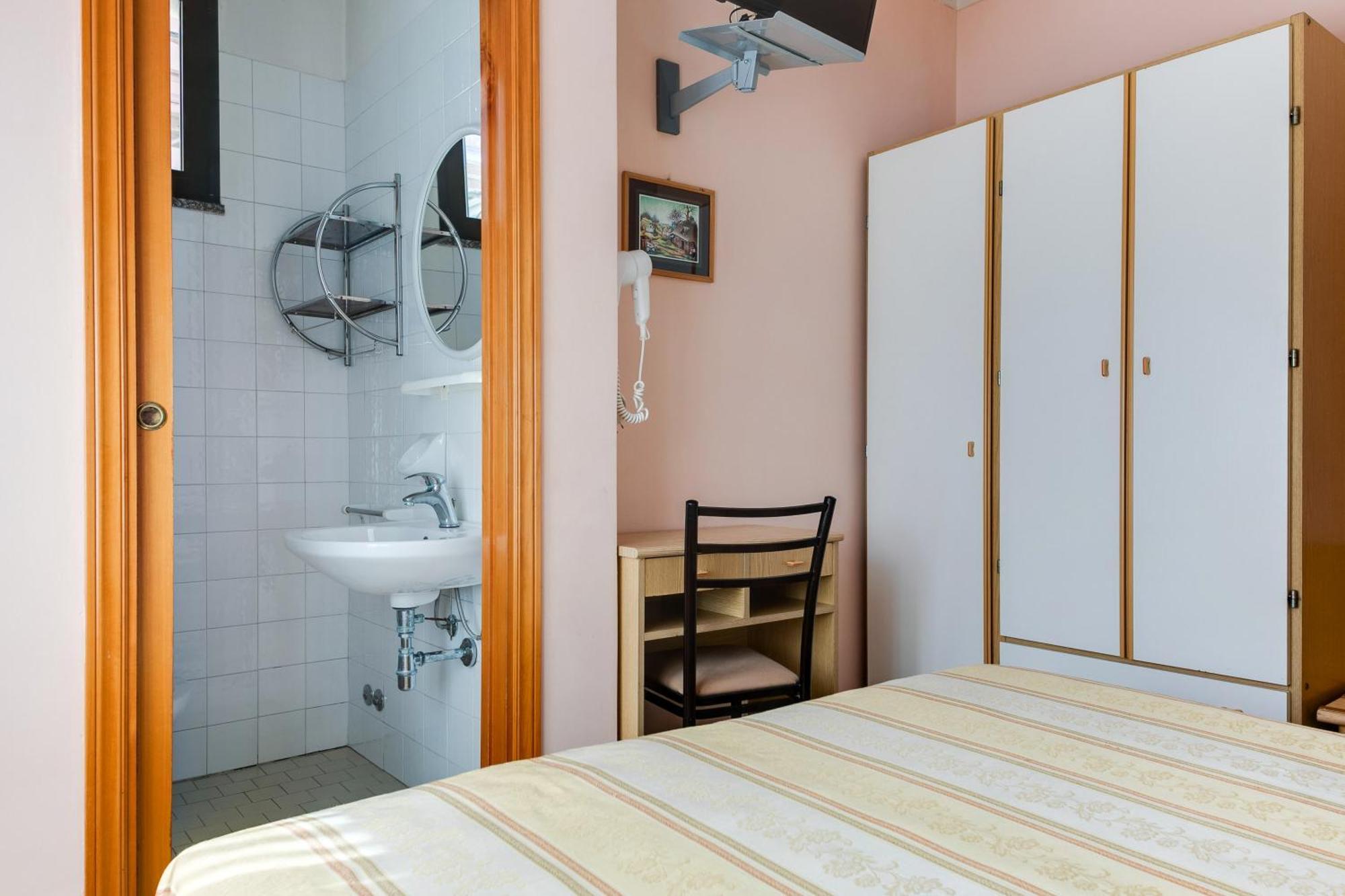 Hotel Sorriso Ріміні Екстер'єр фото